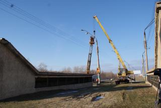 Стартував перший етап масштабної реконструкції мостового переходу в Дніпродзержинську
